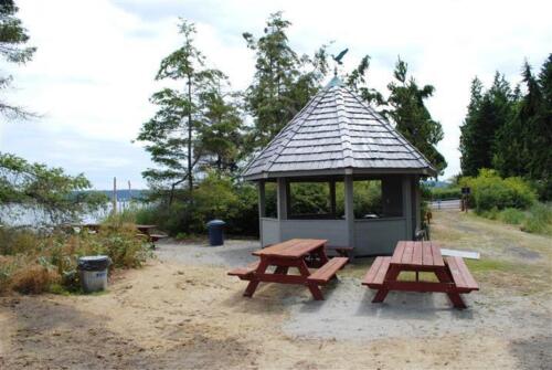 Gazebo at the beach 